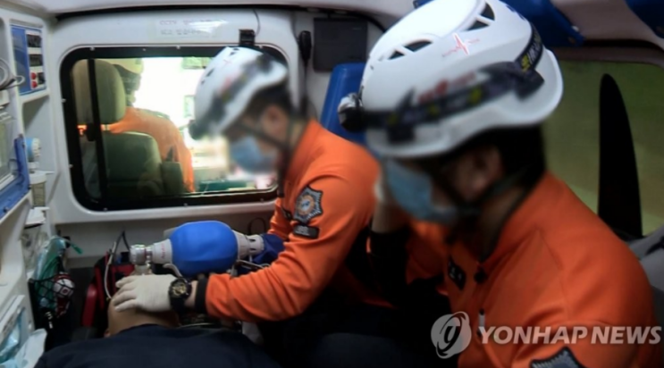 인천 교회서 <b>여고생</b> 사망, <b>학대</b> 혐의 신도 체포 교회 "피해자... 