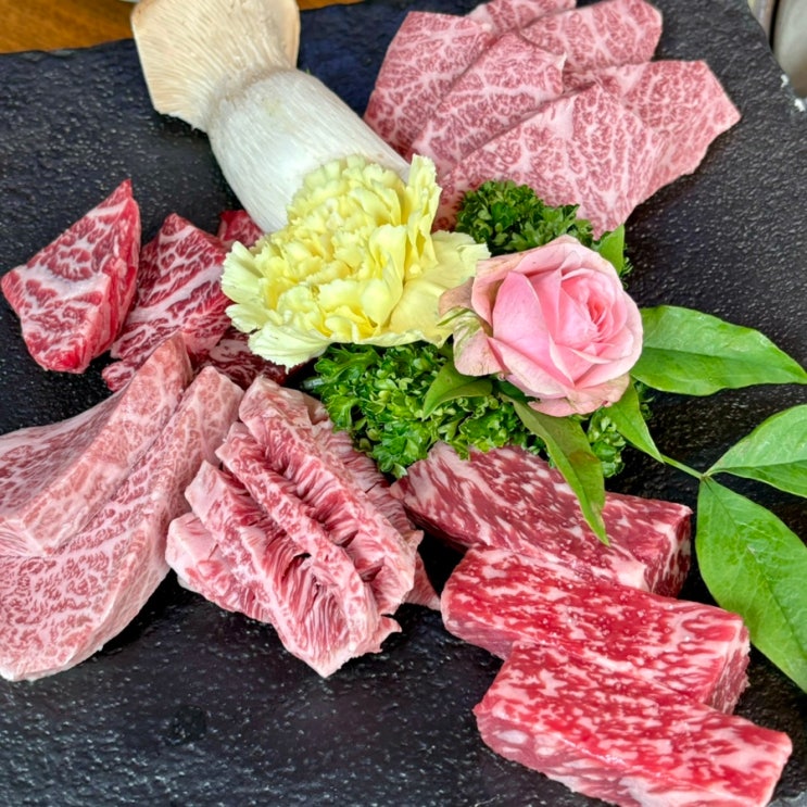  삼청동만정 l 분위기 좋은 곳에서 최고급 한우를 즐길 수 있는 삼청동고깃집