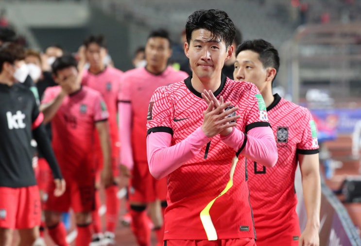 <b>정몽규 집행위원</b>, 국제 <b>축구</b> 정치의 지배력