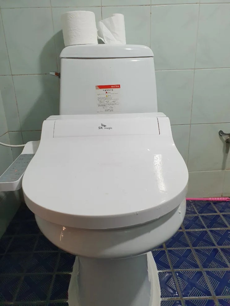  창원 마산합포구 난포리 양변기와 세면기 교체. ️️️ 010 8209 9252