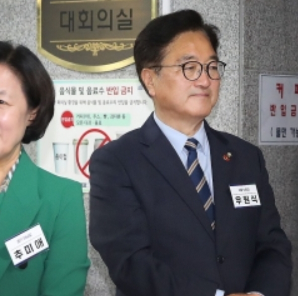 <b>우원식 국회</b>의장 그는 누구? _ 나이 고향 등 <b>프로필</b>