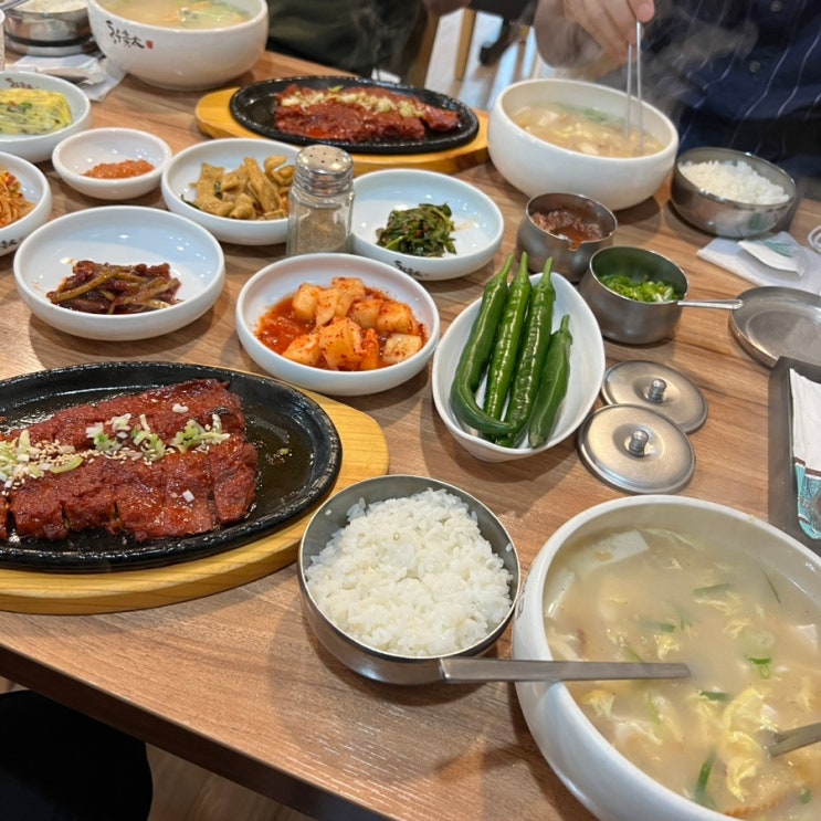  [동우황태 동여의도점] 내돈내산 여의도 해장하기 좋은 북어국집 아침식사 가능