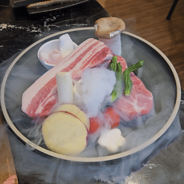  야탑맛집 육즙이 살아있는 삼겹살! 마장동김씨 분당야탑점