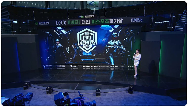  피파여신 곽민선 아나운서 PMPS2024 무대 축포에 맞아 시력 손상