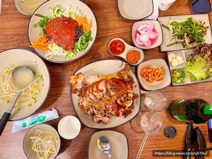  양천구 한식 부드럽고 쫀득한 족발 맛집. 깔깔이족발 목동 본점