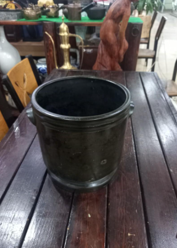  "古傳美 황동 통 귀한 작품입니다 아시는분만 정중히 모십니다" 추억 희귀 골동품 판매 / 강아지 고양이 허가서 수입허가서 필리핀 허가서 대행