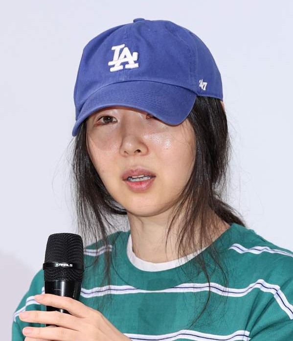 <b>뉴진스</b> 전속계약 해지 논란에 입장 표명! "해지 의도 전혀 <b>없다</b>"