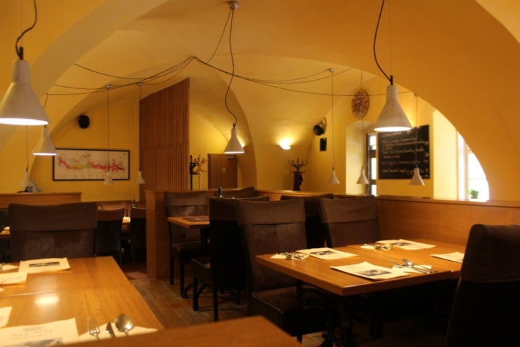  [파파스 리빙] 체스키 크룸로프 라자냐 맛집_Papa's Living Restaurant