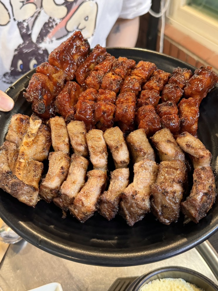  숯불향 가득한 쫄깃 괴정 프렌치쪽갈비 부산사하구괴정맛집