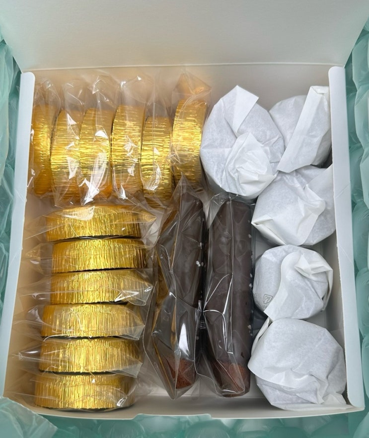  디저트 구움과자 맛집 베이킷 택배 내돈내산 후기 - 용산 베이커리 카페 추천