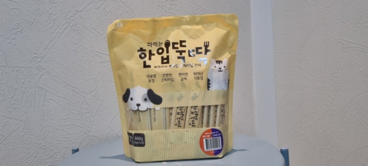  대용량에 기호성이 좋아서 다묘가정에 추천하는 [펫토리아] 고양이츄르 간식