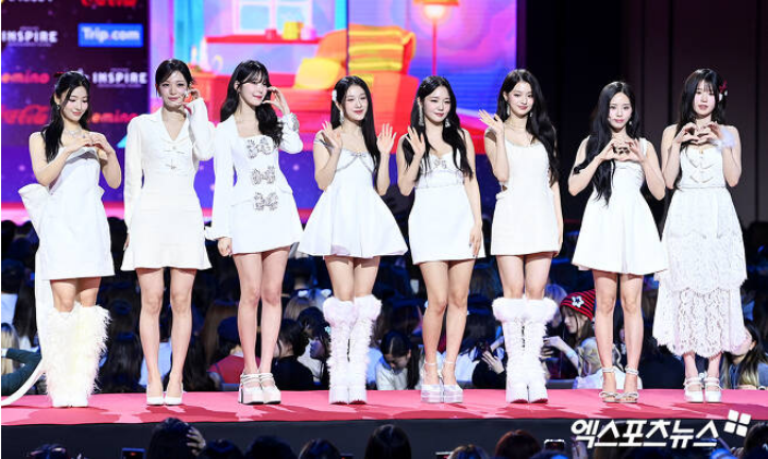 7년차 <b>프로미스나인</b> 이새롬 노지선 송하영 이채영 <b>이서연</b>... 