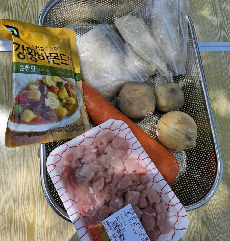  캠핑장 카레 라이스 & 라면