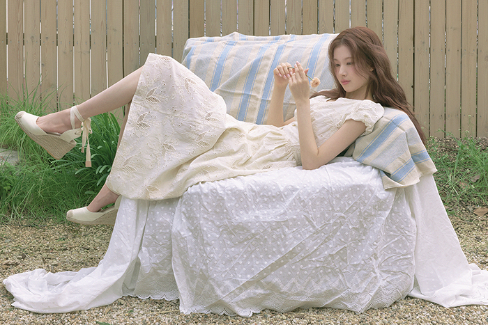  레이커 르니나(Lenina), 뮤즈 '사나'와 함께한 24 SUMMER 화보 공개