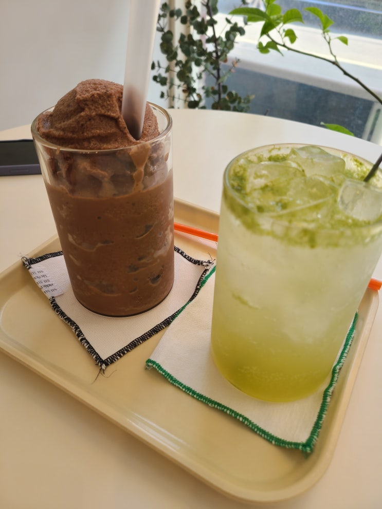  인덕원 빈앤버터 휘낭시에 맛집 방문 후기