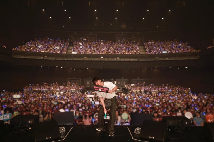 <b>육성재</b> 단독 <b>팬미팅</b> 후기 | <b>육성재</b> 개인전 : Look Closely... 
