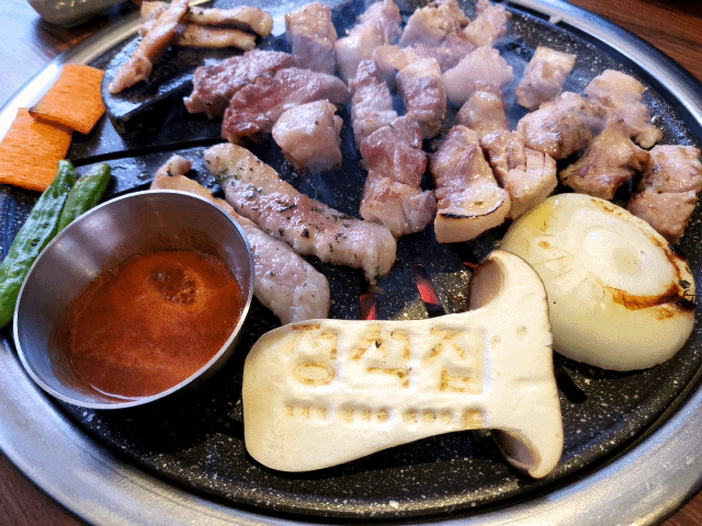  부산 명지동삼겹살 고기에 정성을 가득담은 정석집 명지점