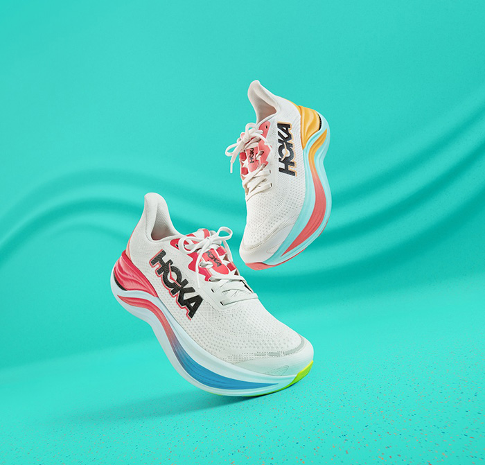  데커스(deckers.com) 글로벌 프리미엄 스포츠 브랜드 호카(HOKA), 성수동에 ‘FlyLab’ 런칭, 최신 제품 ‘씨엘로 X1’, ‘스카이워드 X’ 전시