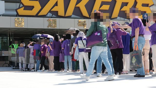  "진실은 밝혀질 것"… 김호중, 창원 2일차 공연도 '예정대로'  ...실시간 핫이슈