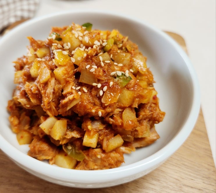  고추참치 만드는법 간단 참치캔 요리 매콤달콤 야채 참치고추장볶음 만들기 레시피