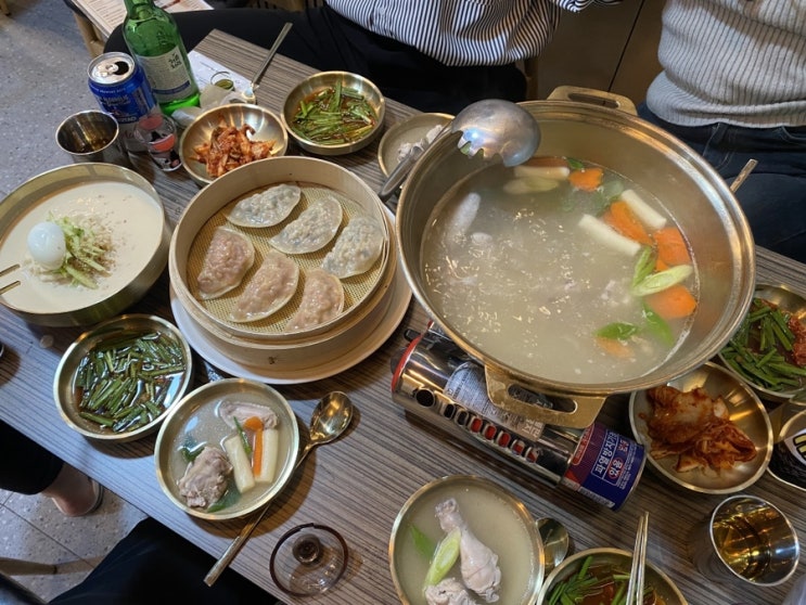  한잔 찌끄리고 왔습니다. 미손 닭한마리 칼국수 오류점.