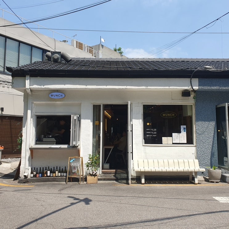  용산 맛집 먼치 MUNCH 위치, 내부, 메뉴