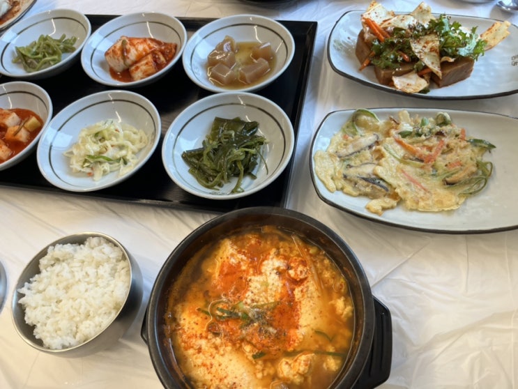  마곡사 미식정 순두부 공주 맛집 탐방: 잊지 못할 순두부와 각종 건강한 나물 반찬의 향연