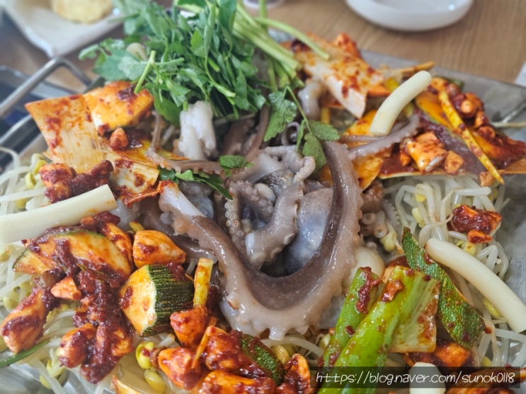  석모리 맛집 대명조방낙지 힘이 불끈 싱싱한 산낙철판