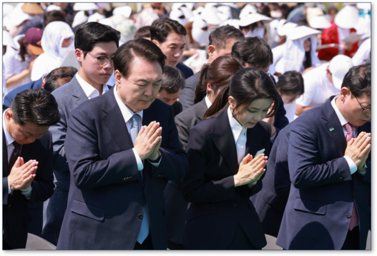 양주 <b>회암사</b> 사리 반환 행사 참여한 윤석열 김건희 행보에... 