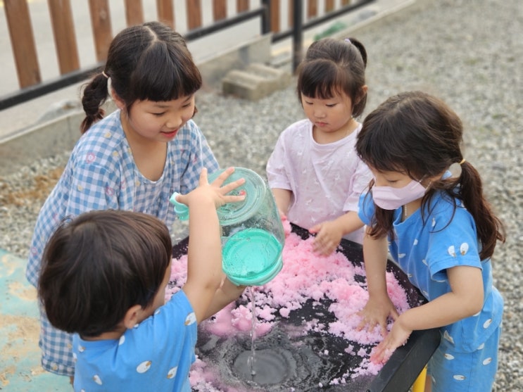  6살 친구가 놀러왔어요