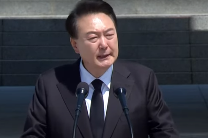 尹 대통령 " 오월 정신은 자유 번영, 미래"...기념사에 '헌법전문... 