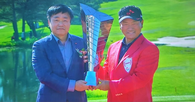 탱크 <b>최경주</b>, KPGA,SK텔레콤 오픈 연장 <b>우승</b>(대회 4번째 <b>우승</b>)