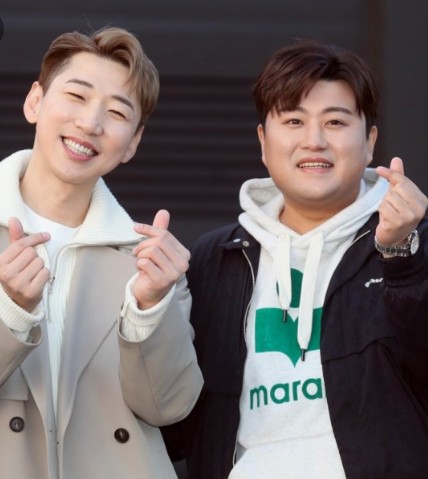 <b>김호중</b> 차/벤틀리/고향/파파로티/가족/개그맨 <b>영기</b> 인연... 