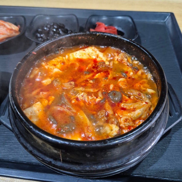 충주(양평) 휴게소 상행 아침식사 영업시간 새뱅이 해물순두부, 사과돈까스 후기 (문경휴게소 E-PIT 급속 전기차 충전소)