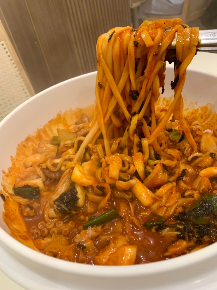  [경주] 신라제면 | 황리단길 찐 맛집 칼낙지 저녁 혼밥 후기
