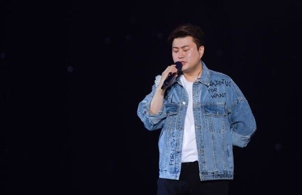 <b>김호중</b> 측 "경찰 사정으로 출석 <b>연기</b>"… 경찰 측 "확정한 적 없어"