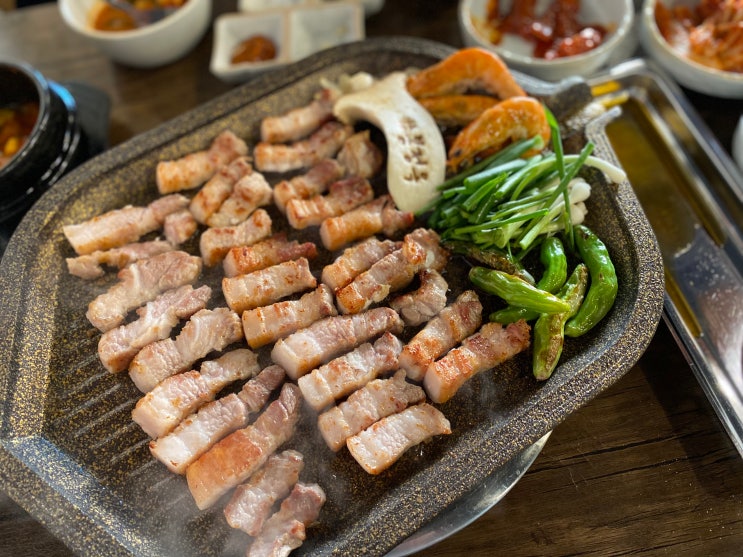  봉담2지구맛집 고기 구워주는 봉정옥