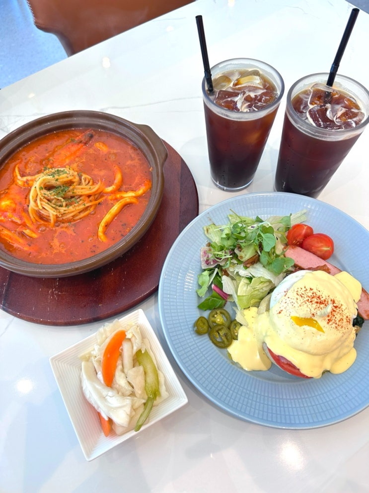  율동공원 맛집 분당 브런치 에그베네딕트 해산물 파스타 레스토랑 월페이퍼