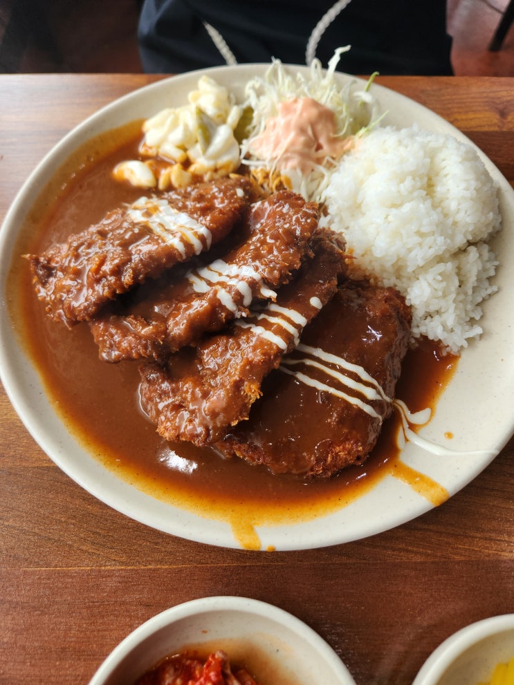  동인천 오래된 가성비 맛집 신신분식입니다