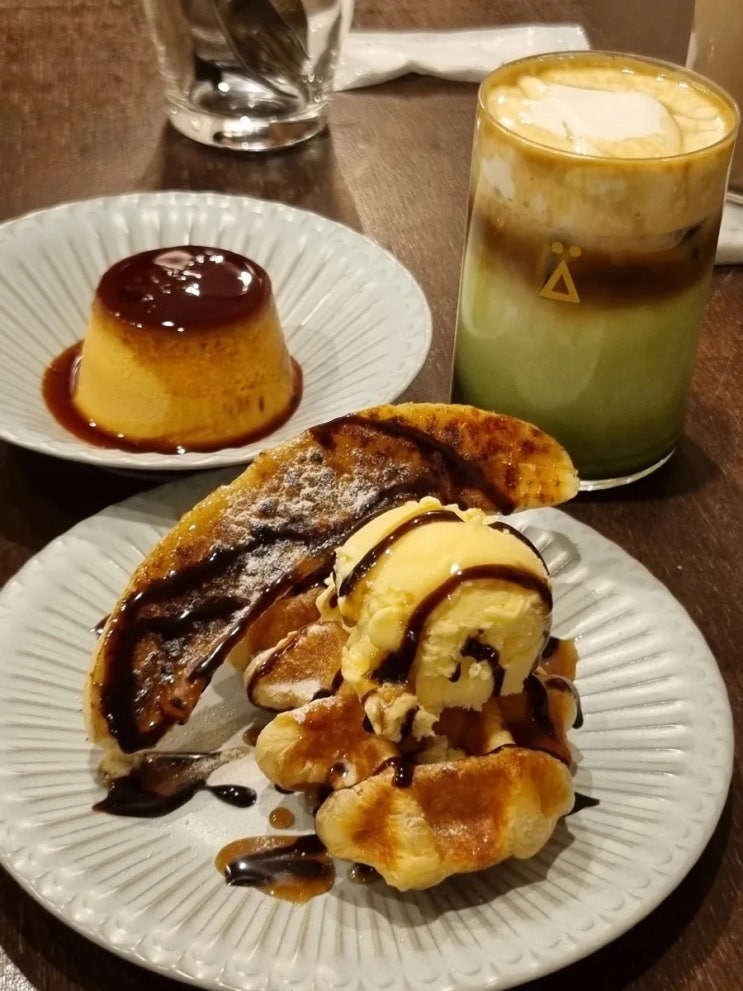  오사카 우메다 나카자키초 카페 거리 크림 커피가 맛있는 카페 맛집 파르벤