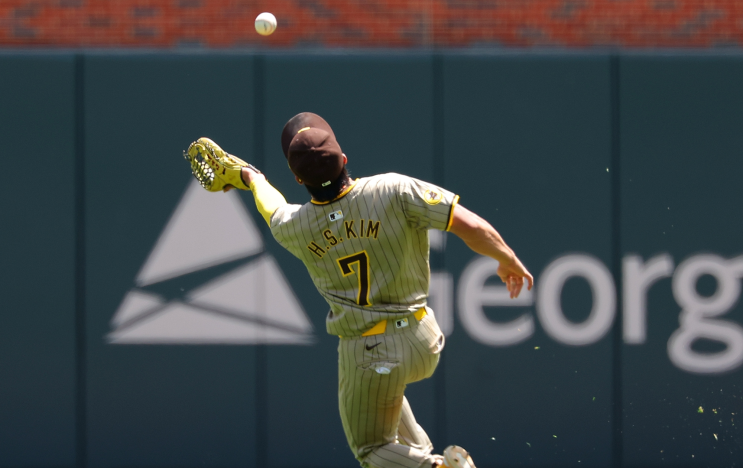 [오늘의 MLB] (5.21) 모두가 놀란 <b>김하성</b>의 슈퍼 캐치, 3출루로... 