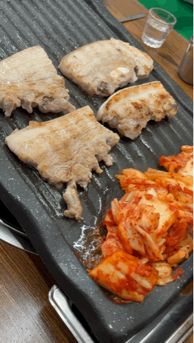  [교대/서초]육즙 팡팡 단체회식하기 좋은 깔끔한 정식 맛집 정원(Feet. 삼겹살, 수제만두전골)!