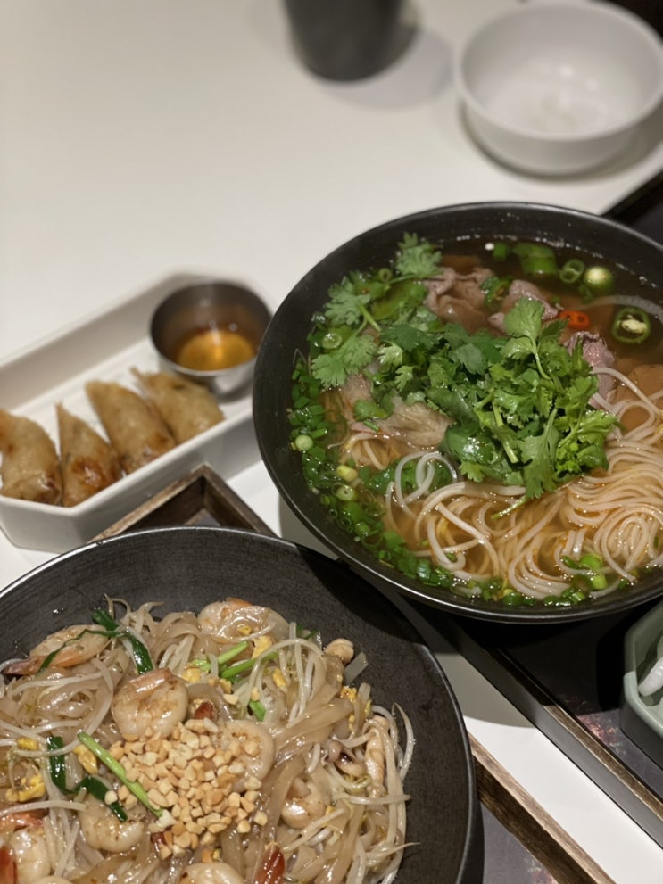 상암동 쌀국수 팟타이 맛집 포메인레드상암점 :: 점심메뉴추천 :: 대화하기 좋은 식사장소추천 :: 서울쌀국수맛집