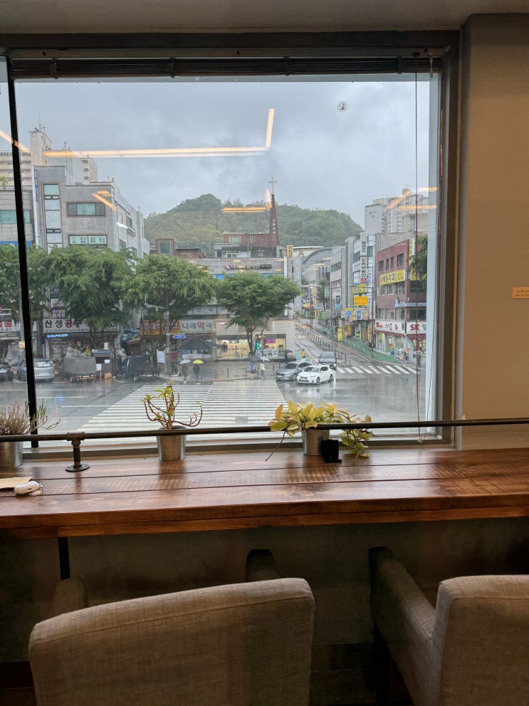  [성남] 당 떨어질 때 쫘안득 고소한 케이크가 땡긴다면 / B491 / 남한산성입구역 카페 / 브런치 카페