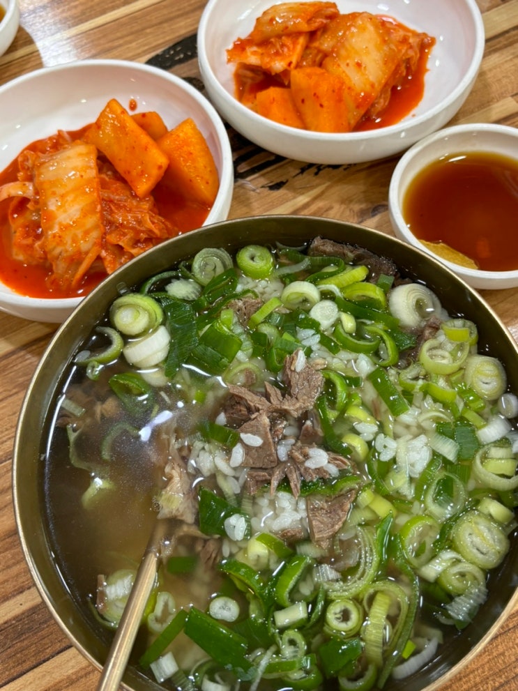  [서초/교대] 김치가 맛있는 포장가능한 블루리본 곰탕 맛집(Feet. 쌀곰탕면)!