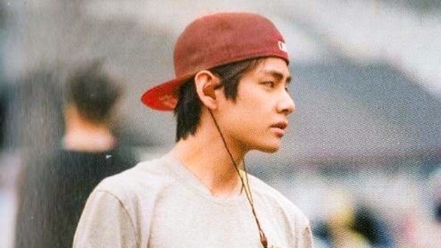 News image: 900 million for V