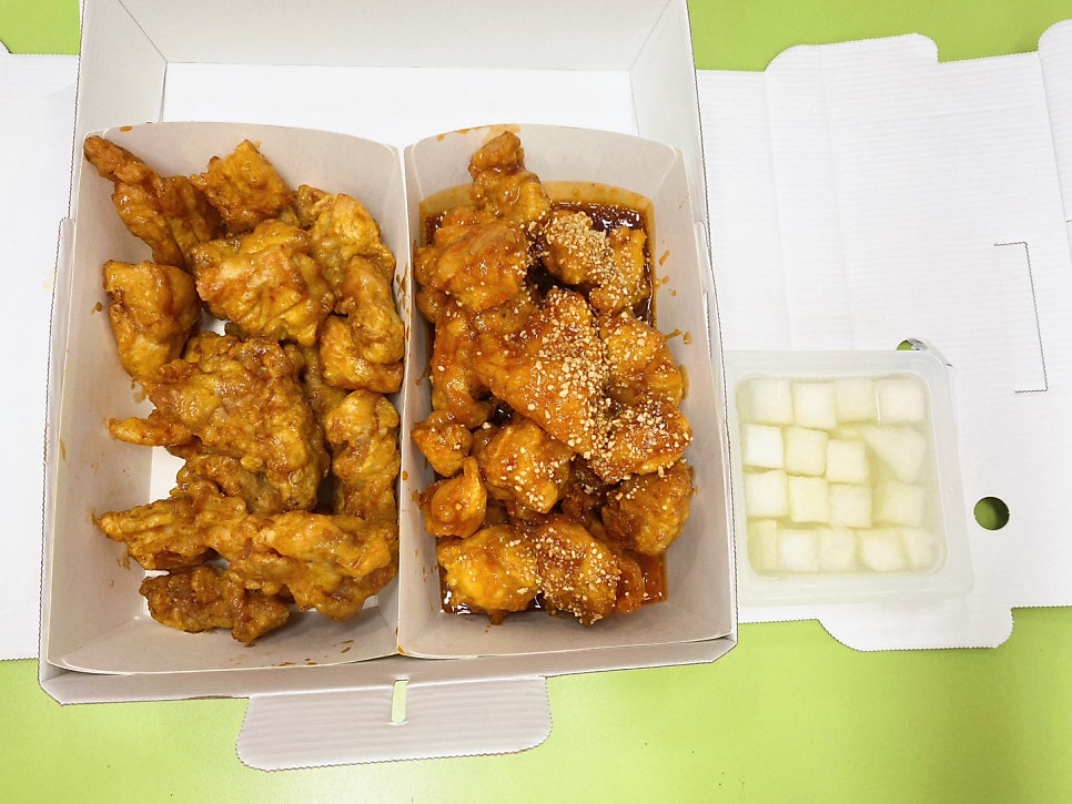 호식이두마리치킨 용현점 사진 3