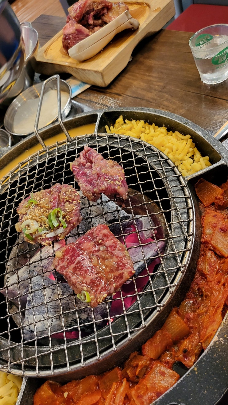  소와 돼지 둘다 맛볼 수 있는 두호동고기집 우마루주물럭