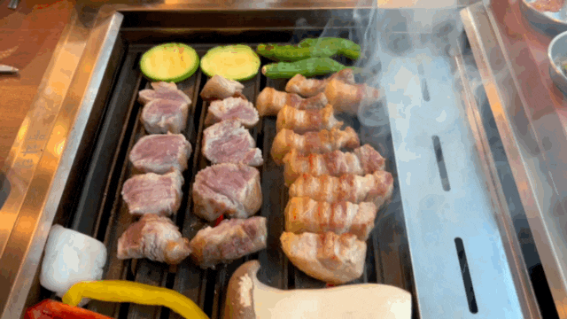  [대전 괴정동 맛집] 24일간 제대로된 숙성을 거친 숙성삼겹살 목살 맛집: 육화탄
