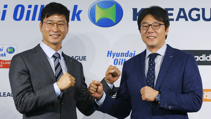 <b>축구 대표팀</b>의 또다시 임시 감독의 선임. 허정무부터 <b>김도훈</b>까... 